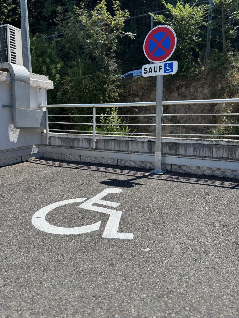 Création de place PMR Marquage au Sol Nice